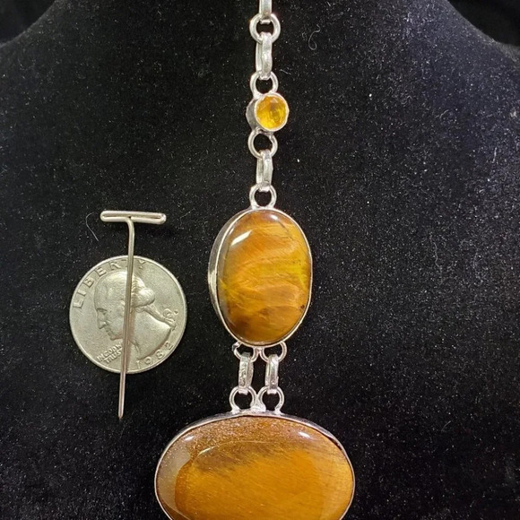 0111. Beautiful! 😍 Solid Sterling Silver and Lucious Tiger Eye for your Wrist! - Picture 10 of 14